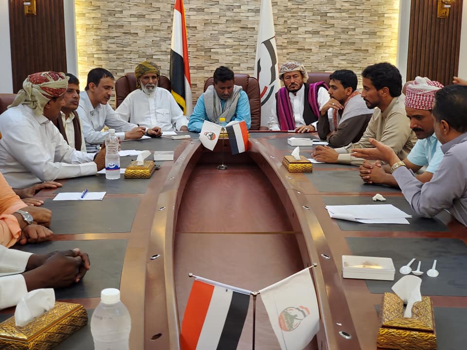 لجنة الاعتصام السلمي في محافظة المهرة تعقد إجتماعا استثنائيا لمناقشة أخر المستجدات بالمحافظة 